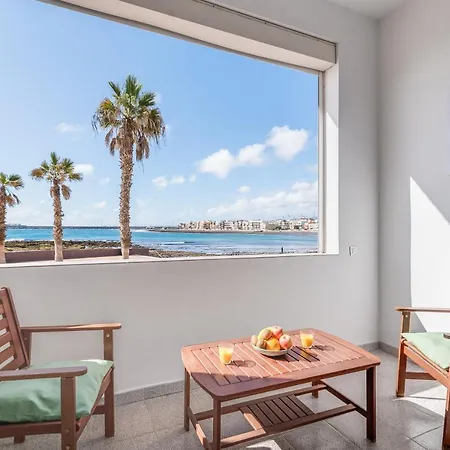 Apartmán Home2book Lovely Beachfront Arinaga