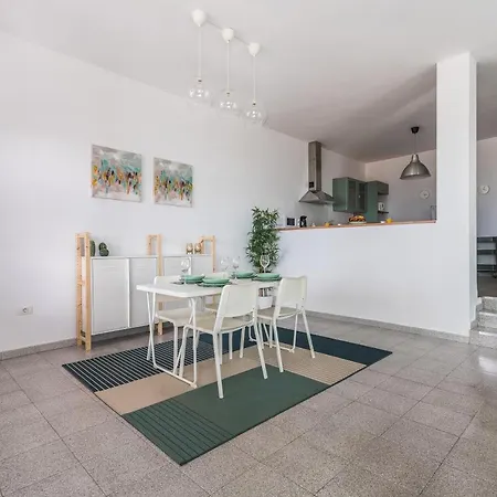 Home2book Lovely Beachfront Arinaga